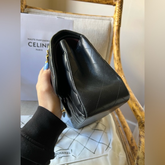 JUMBO CLASSIC CHANEL VERY RARE TO FIND IN STORE LAMBSKIN (SMOOTH) - Picture 4 of 12